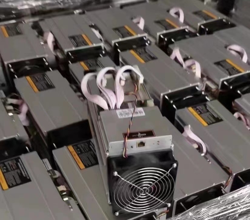 2500W ইবিট Asic খনি শ্রমিক কম শক্তি খরচ ইবিট 12 44T উচ্চ কম্পিউটিং শক্তি 10.5 কেজি